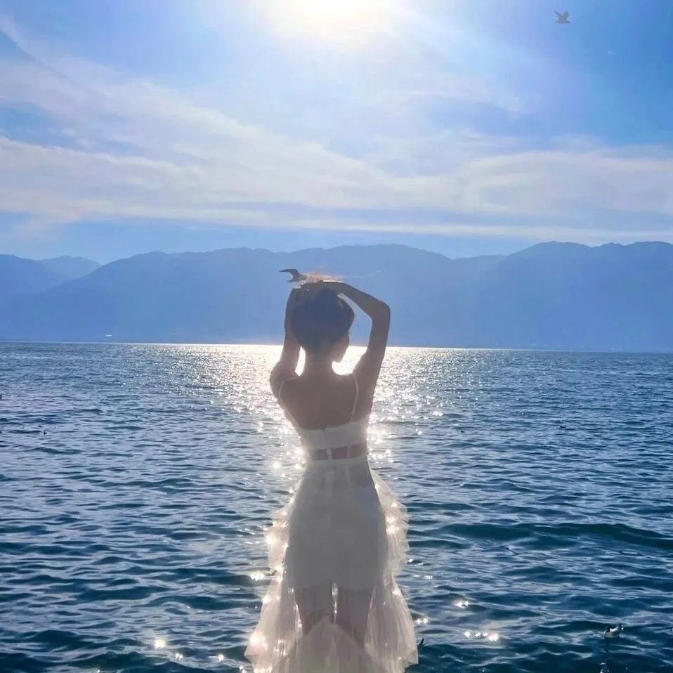 乡里彩虹城里雨